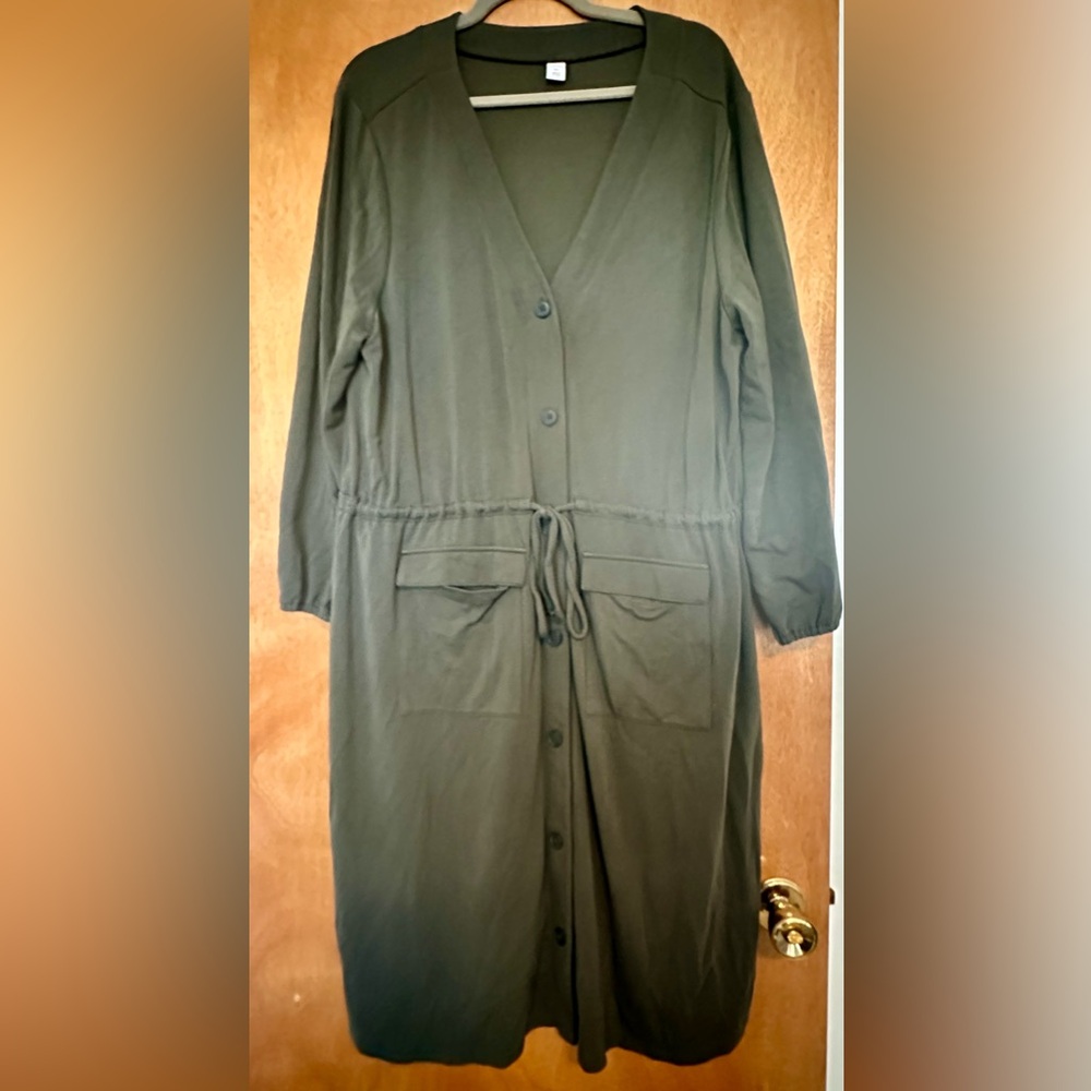 Old Navy size XXL long sleeve olive green utility dress.